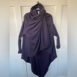 Nicholas K Serius Sweatshirt Size Medium